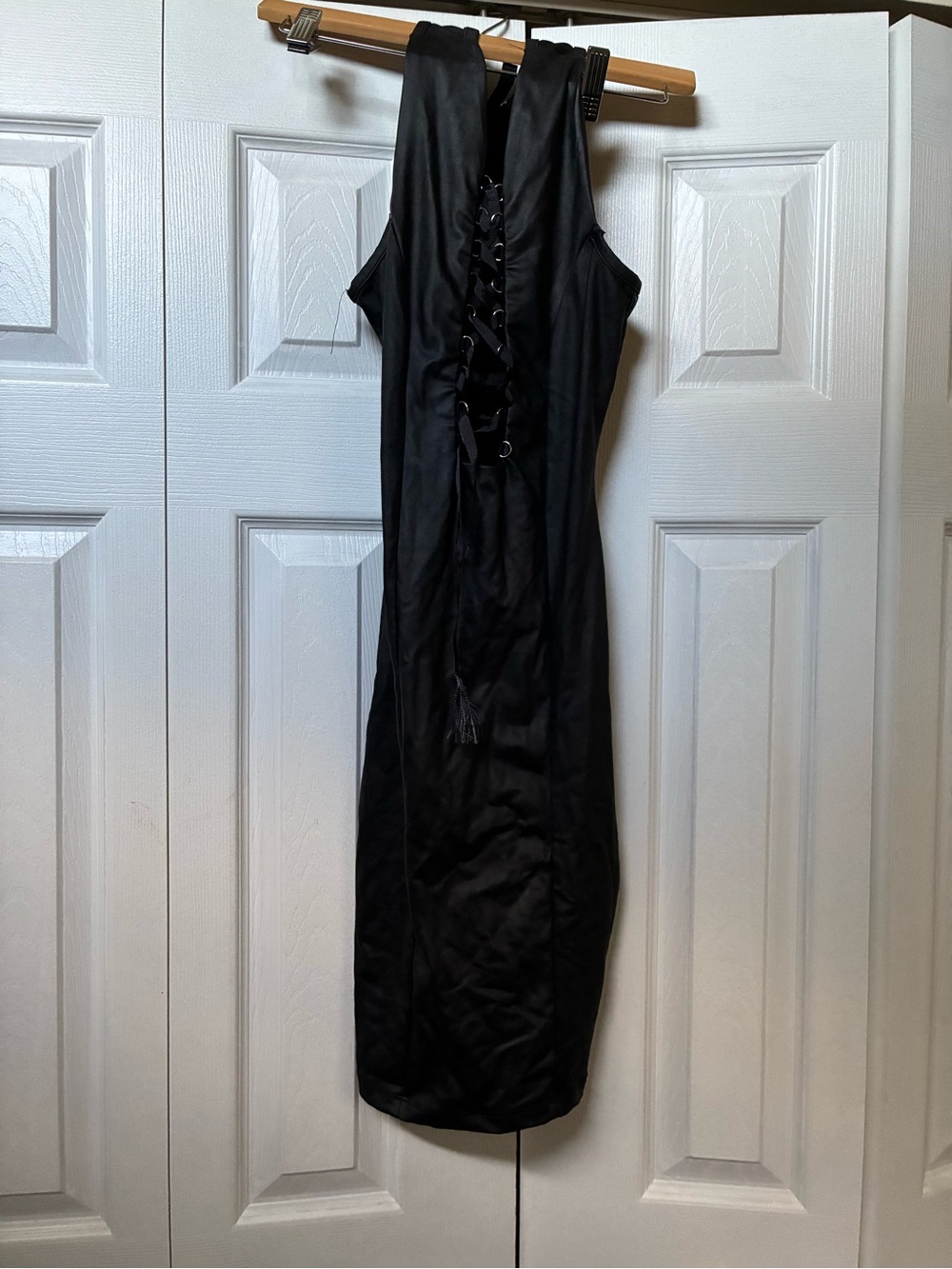 GoJane Black Lace-Up Back Bodycon Mini Dress